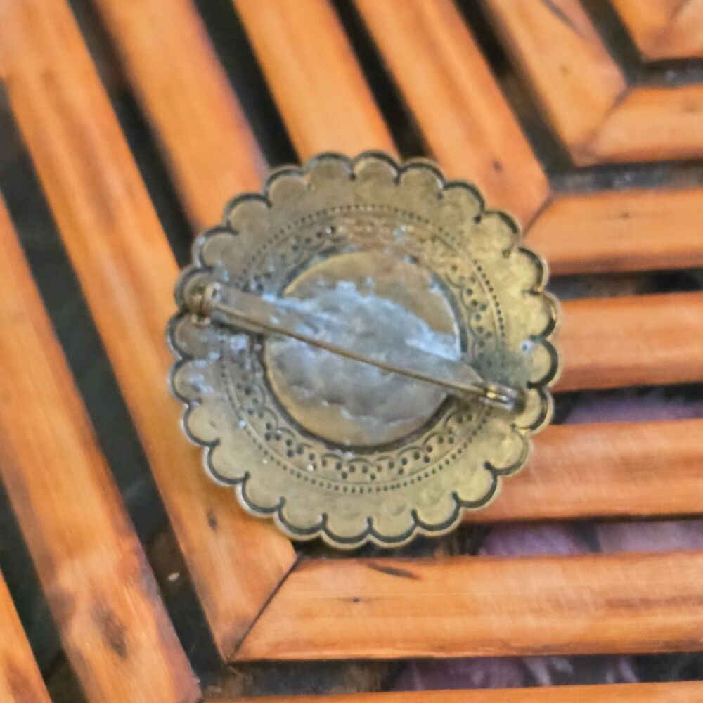 Antique Brass Scalloped Filigree Brooch Faux Turquoise Pearl Cluster Pin - Picture 6 of 8